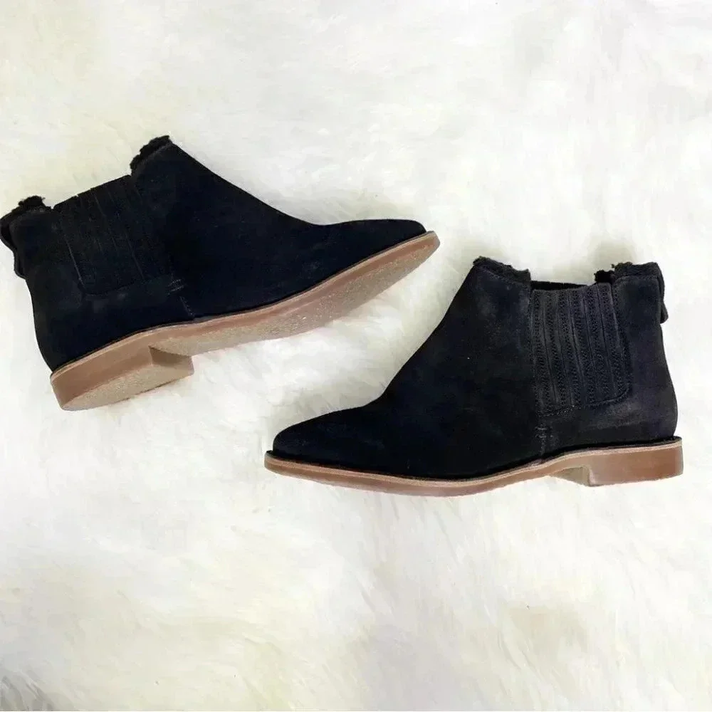 Seychelles Pool Cozy Black Suede Leather Ankle Booties Size 7 Boots